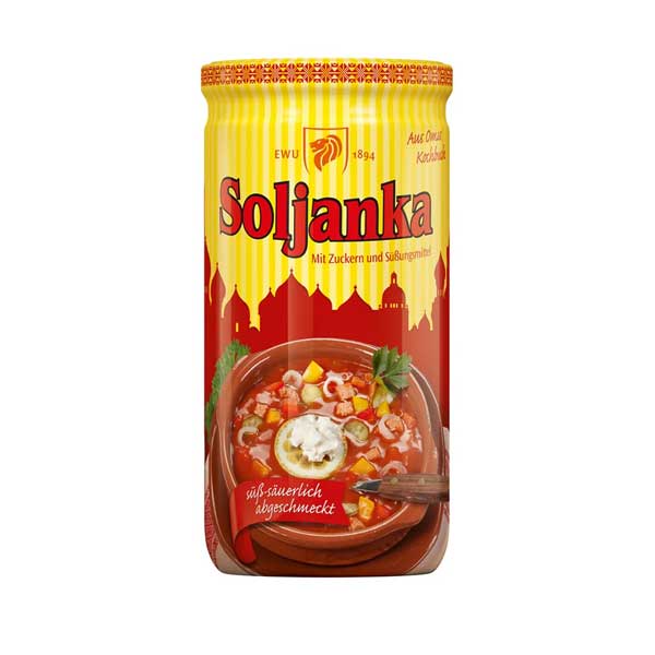 Ein Glas Soljanka des Herstellers EWU.